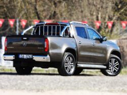 Mercedes X350D