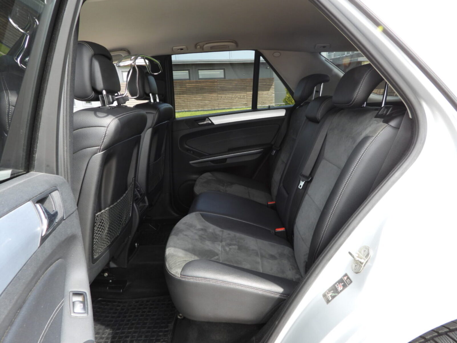 MERCEDES BENZ ML320