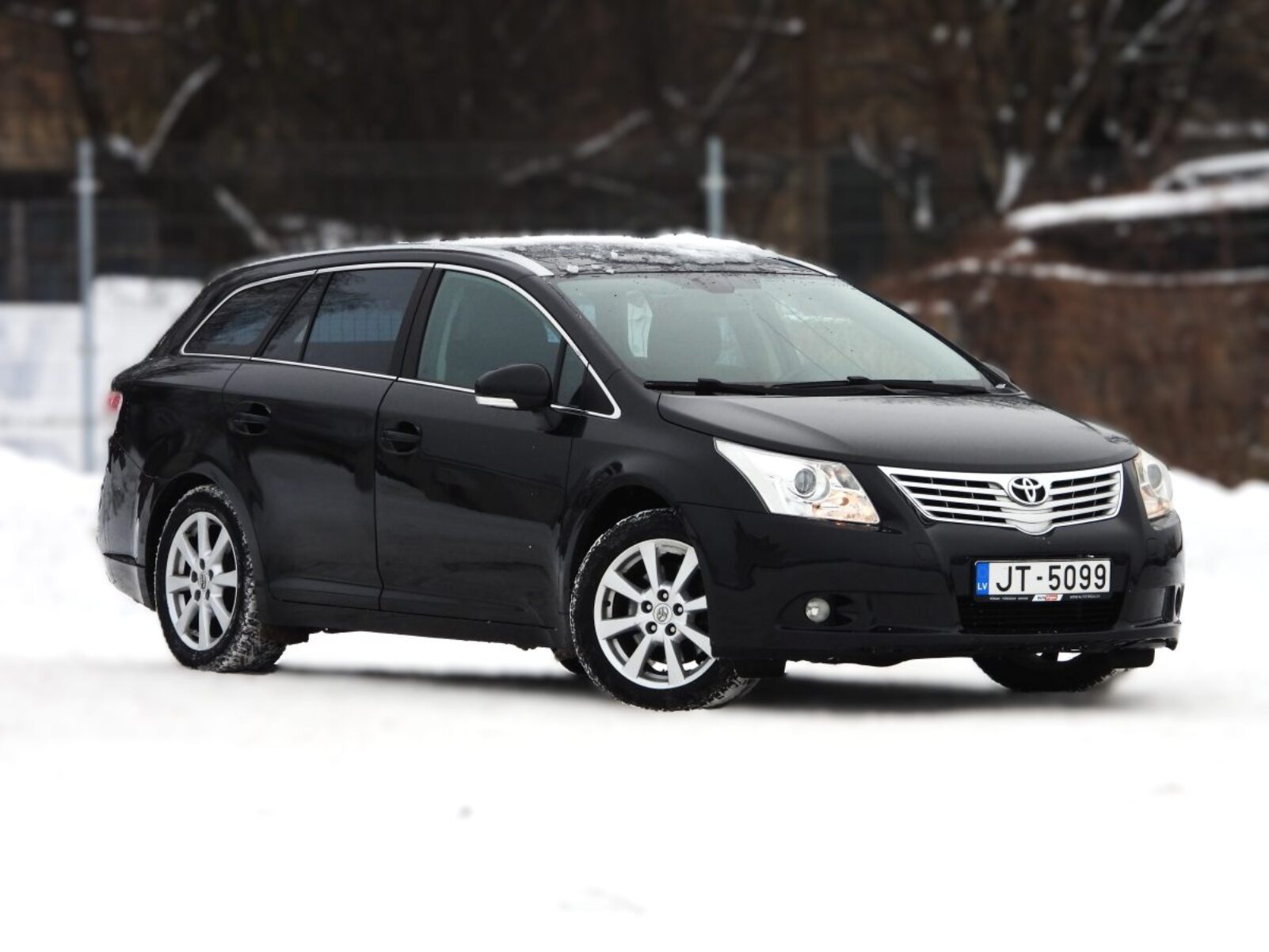TOYOTA AVENSIS