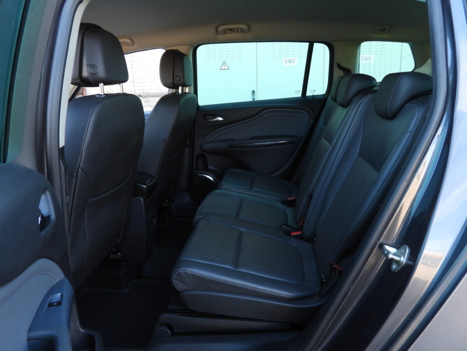 OPEL ZAFIRA TOURER