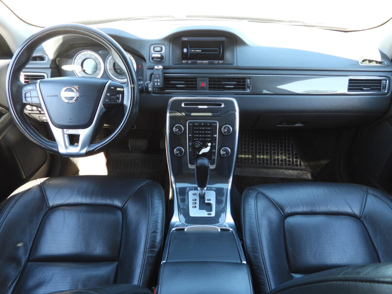 VOLVO XC70