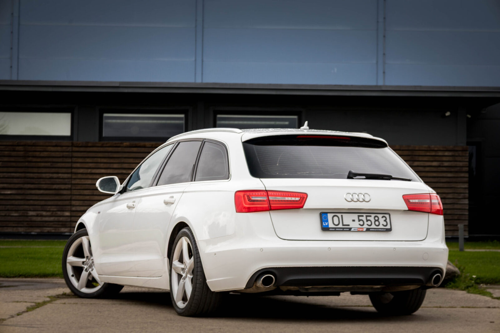AUDI A6 S-LINE