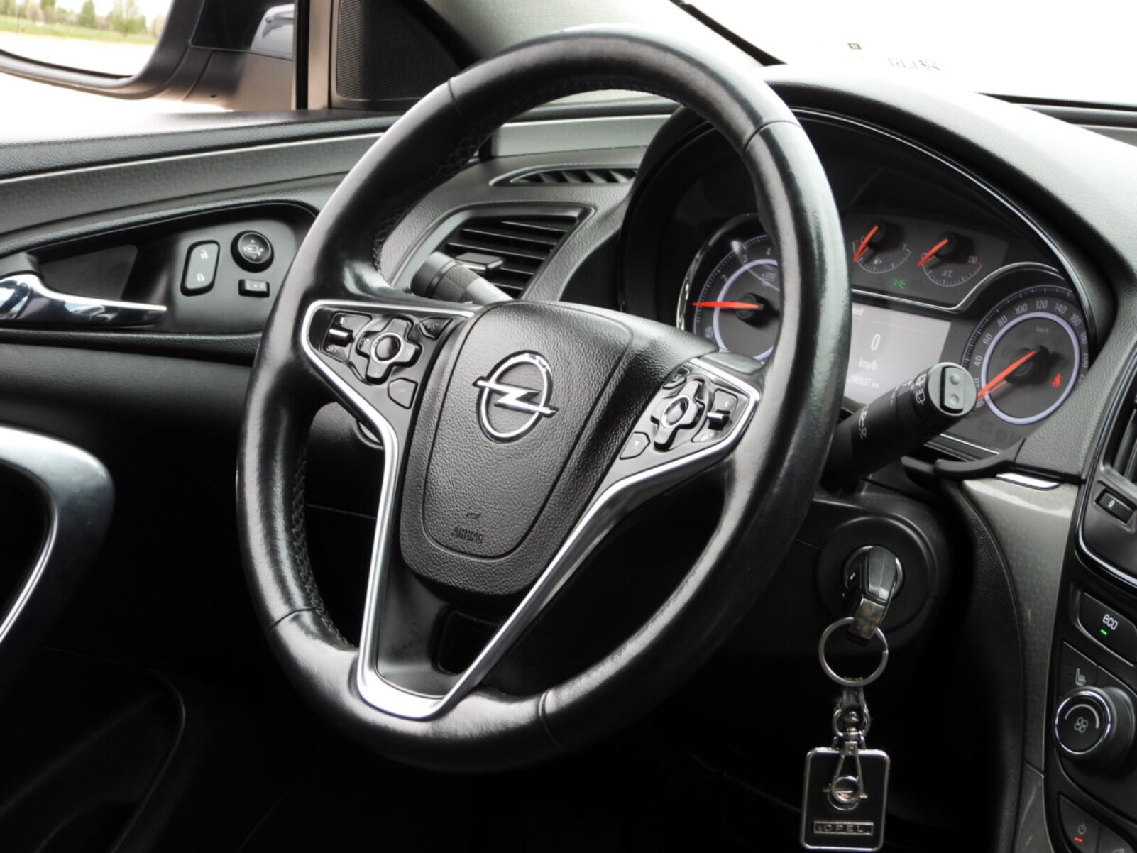 OPEL INSIGNIA SPORTS TOURER SW
