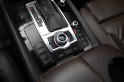 AUDI Q7 S-line