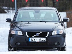 VOLVO S40