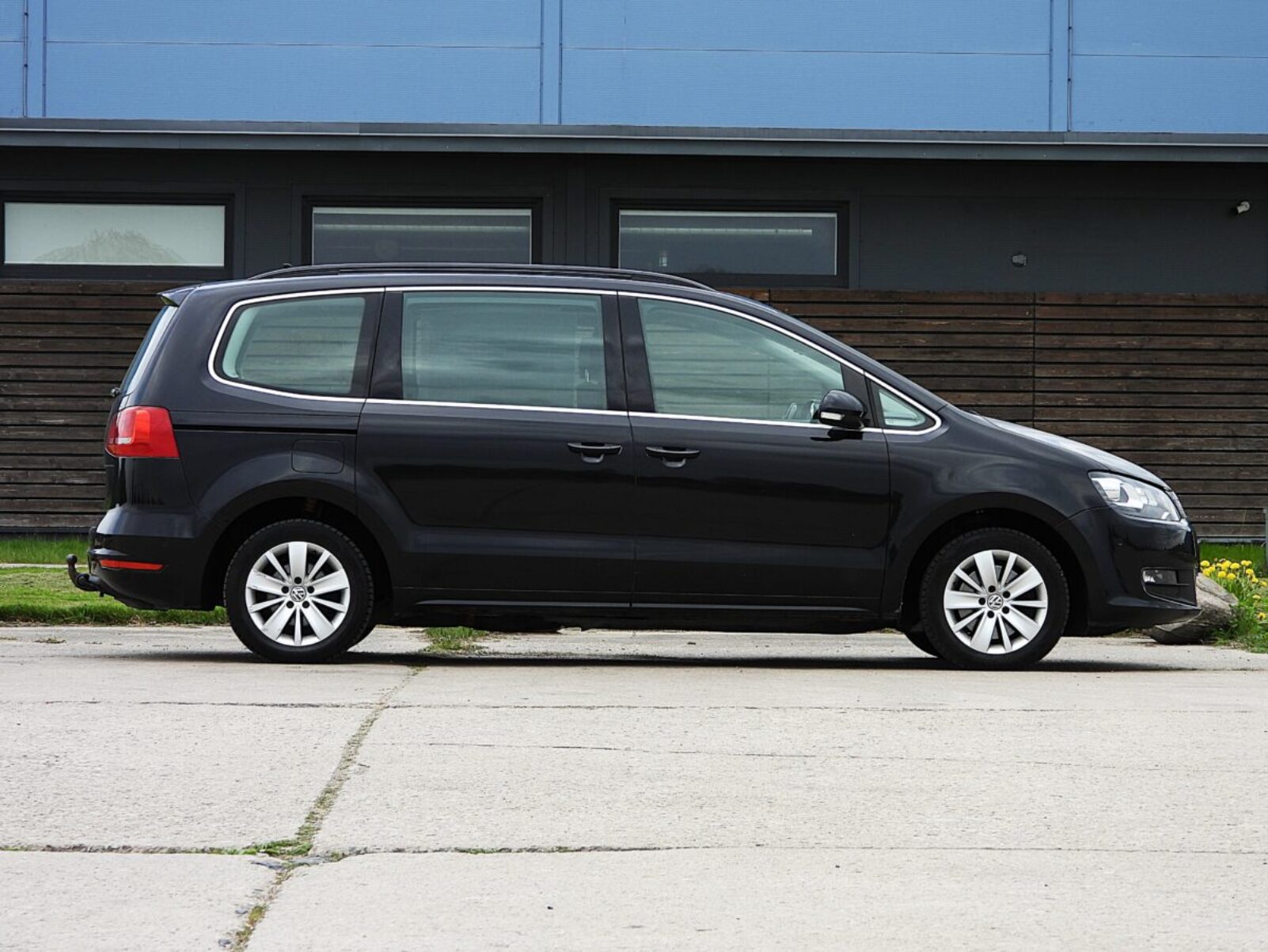 VW SHARAN