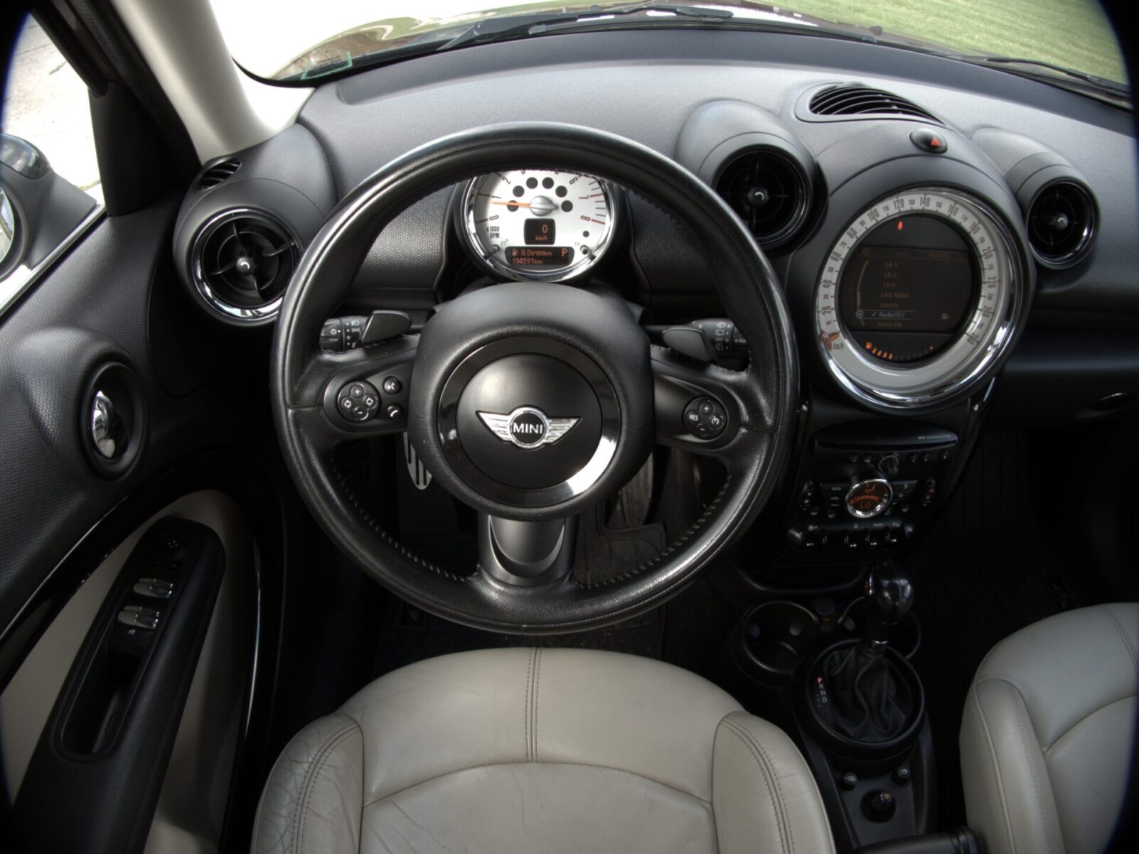 MINI COOPER ALL4