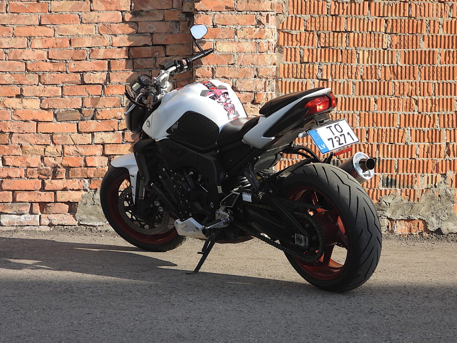 YAMAHA FZ 1