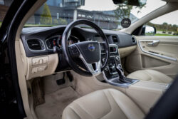 VOLVO V60 PLUG IN HYBRID