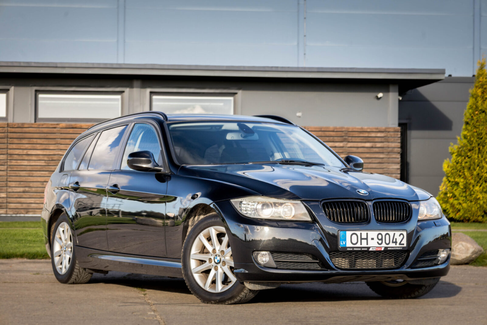 BMW 320