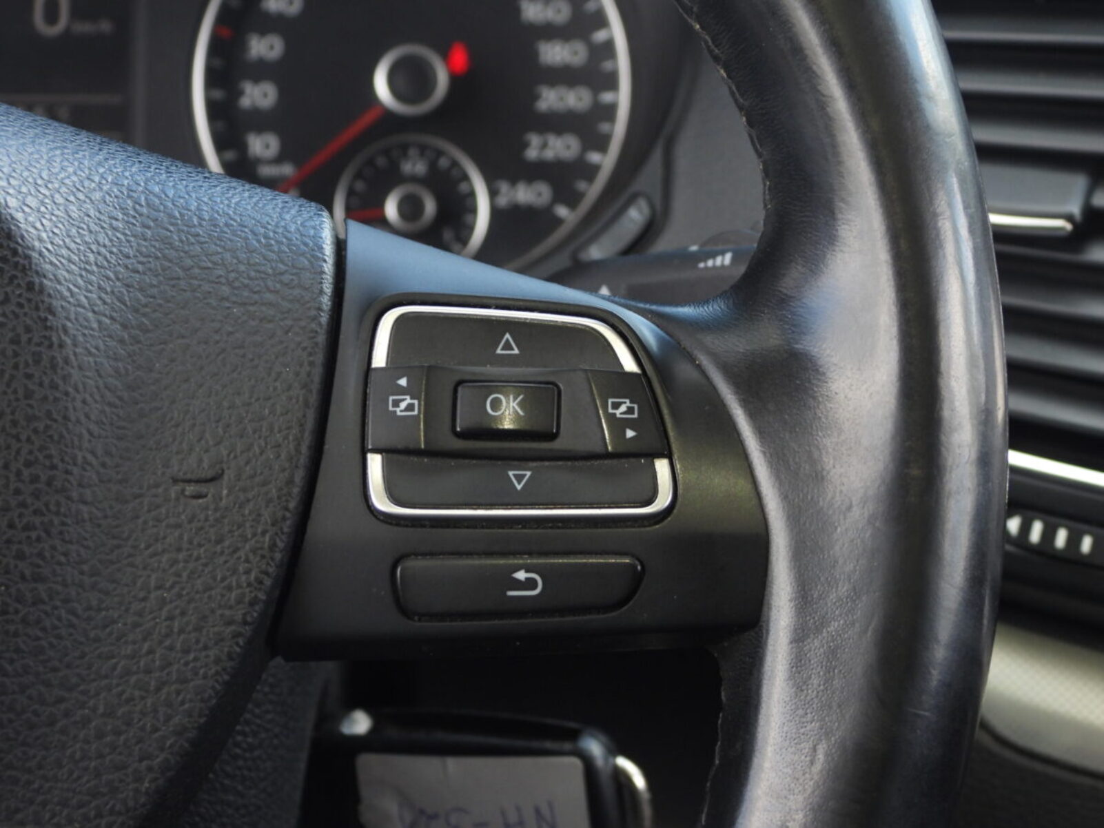 VW SHARAN