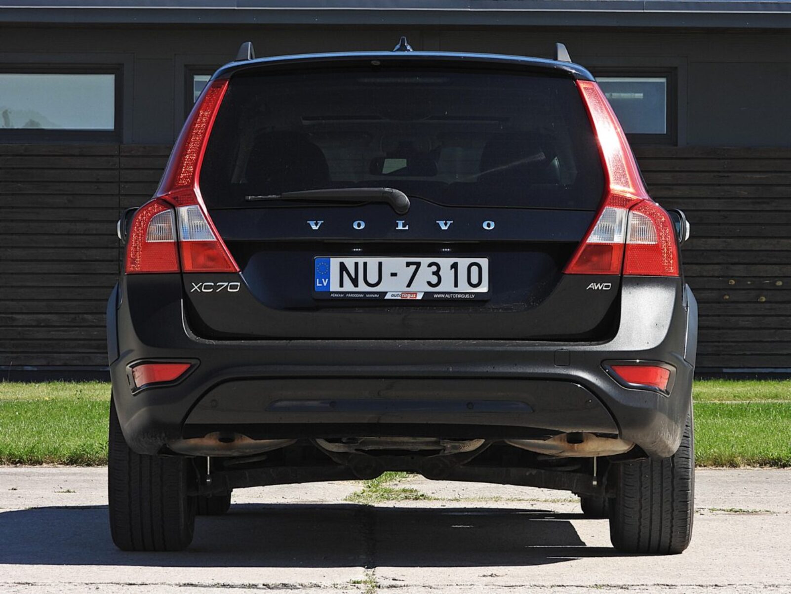 VOLVO XC70