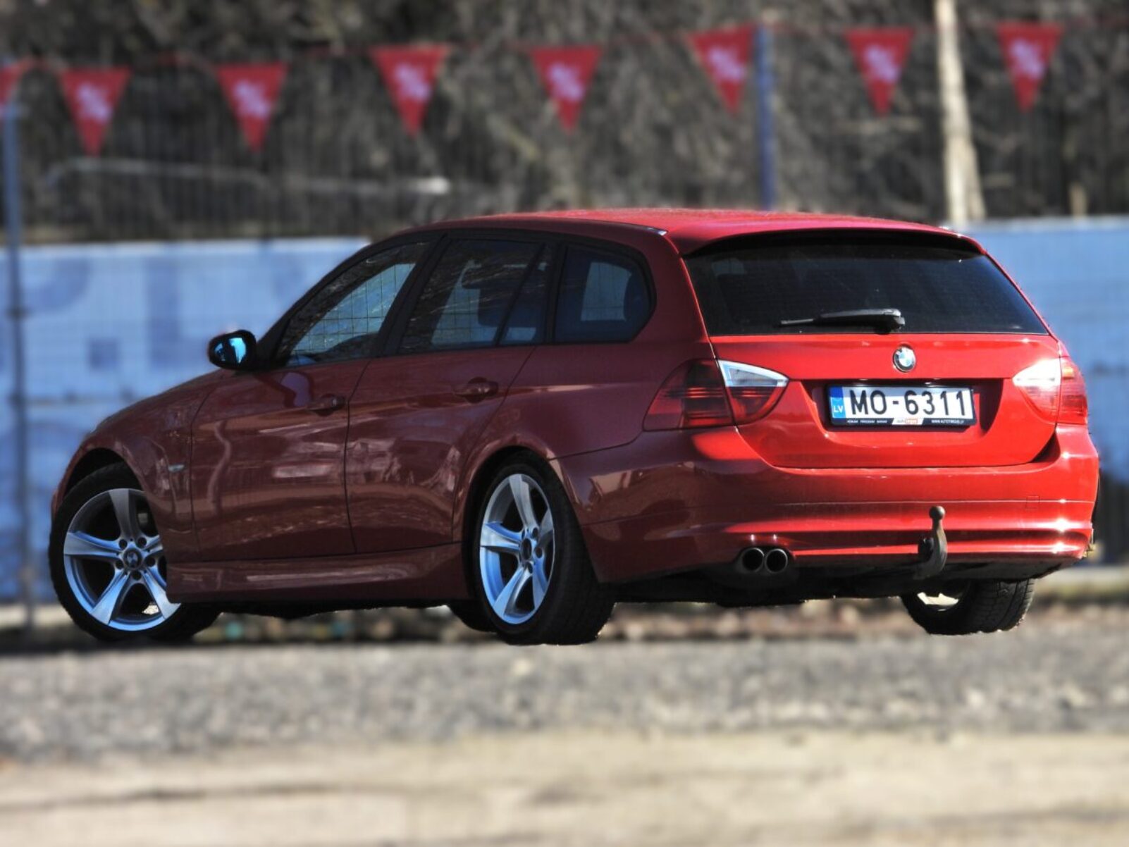 BMW 320