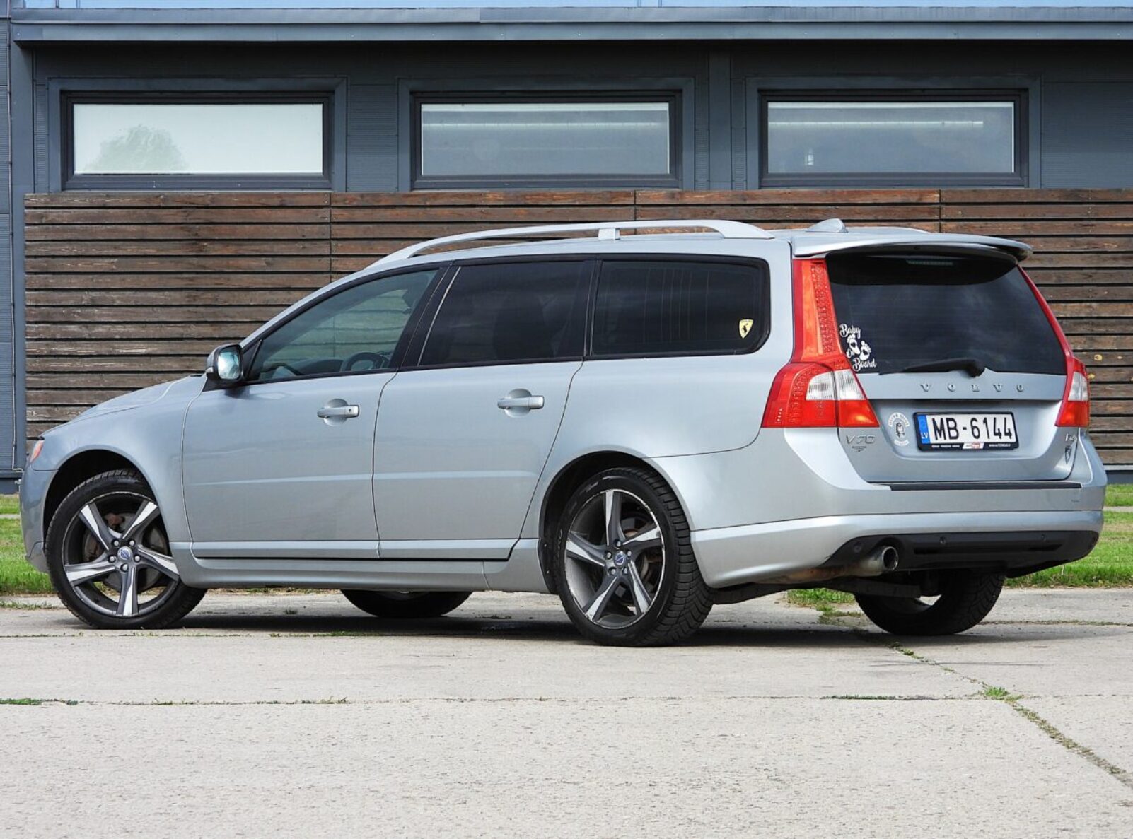 VOLVO V70