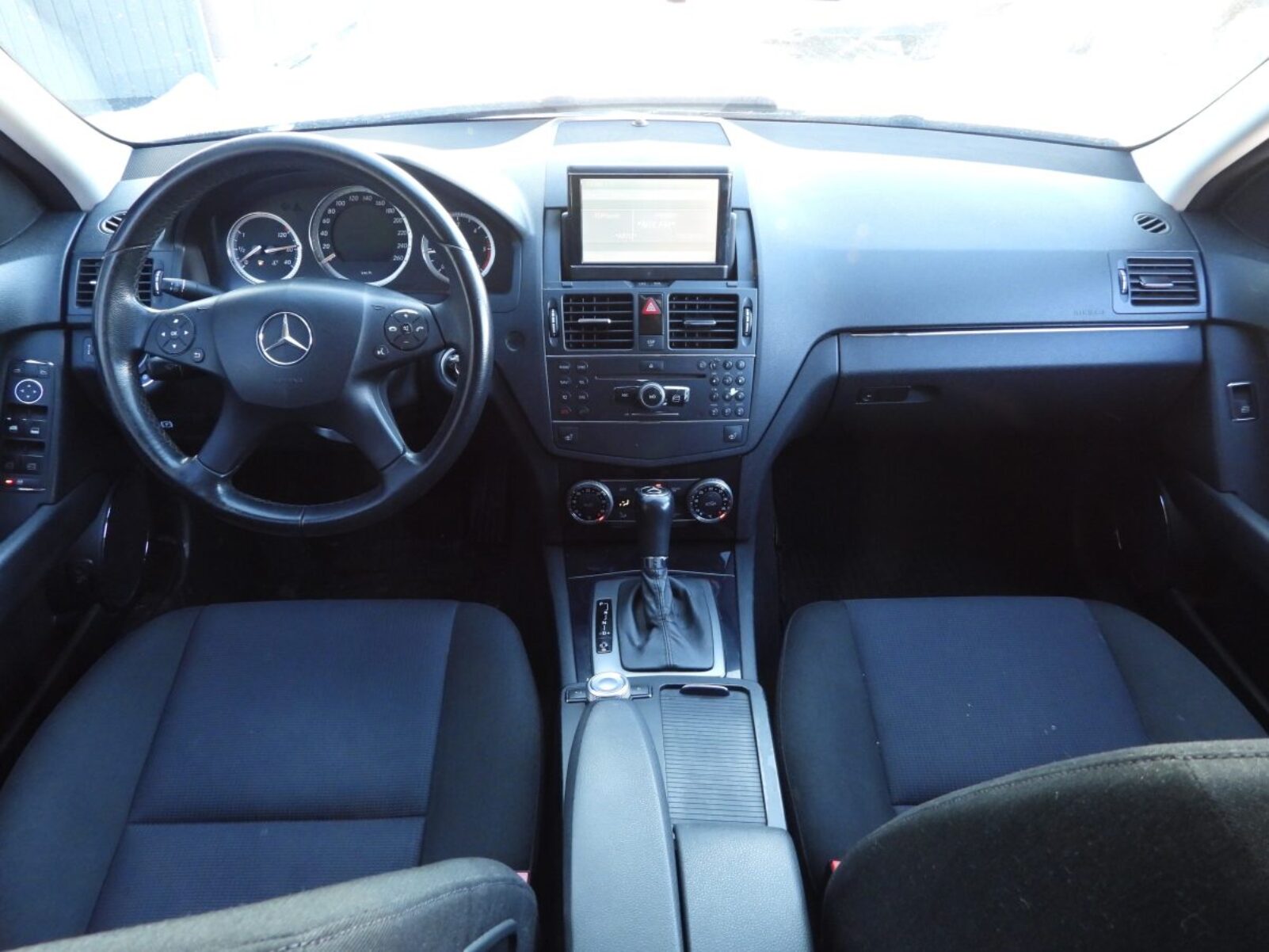 Mercedes Benz C220