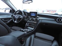 MERCEDES BENZ C220 D