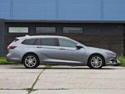 OPEL INSIGNIA SPORTS TOURER