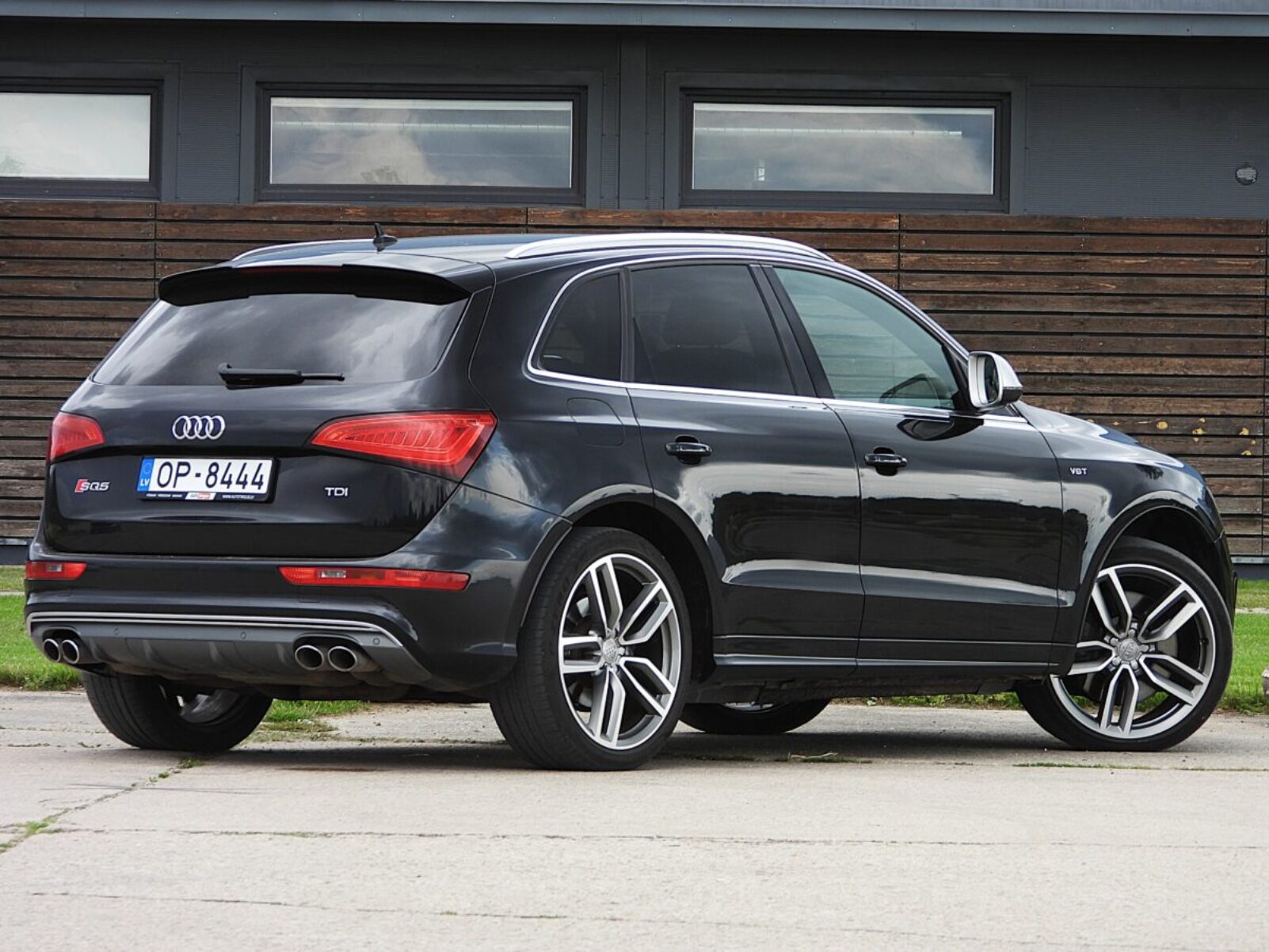AUDI SQ5