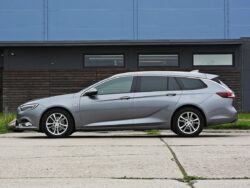 OPEL INSIGNIA SPORTS TOURER