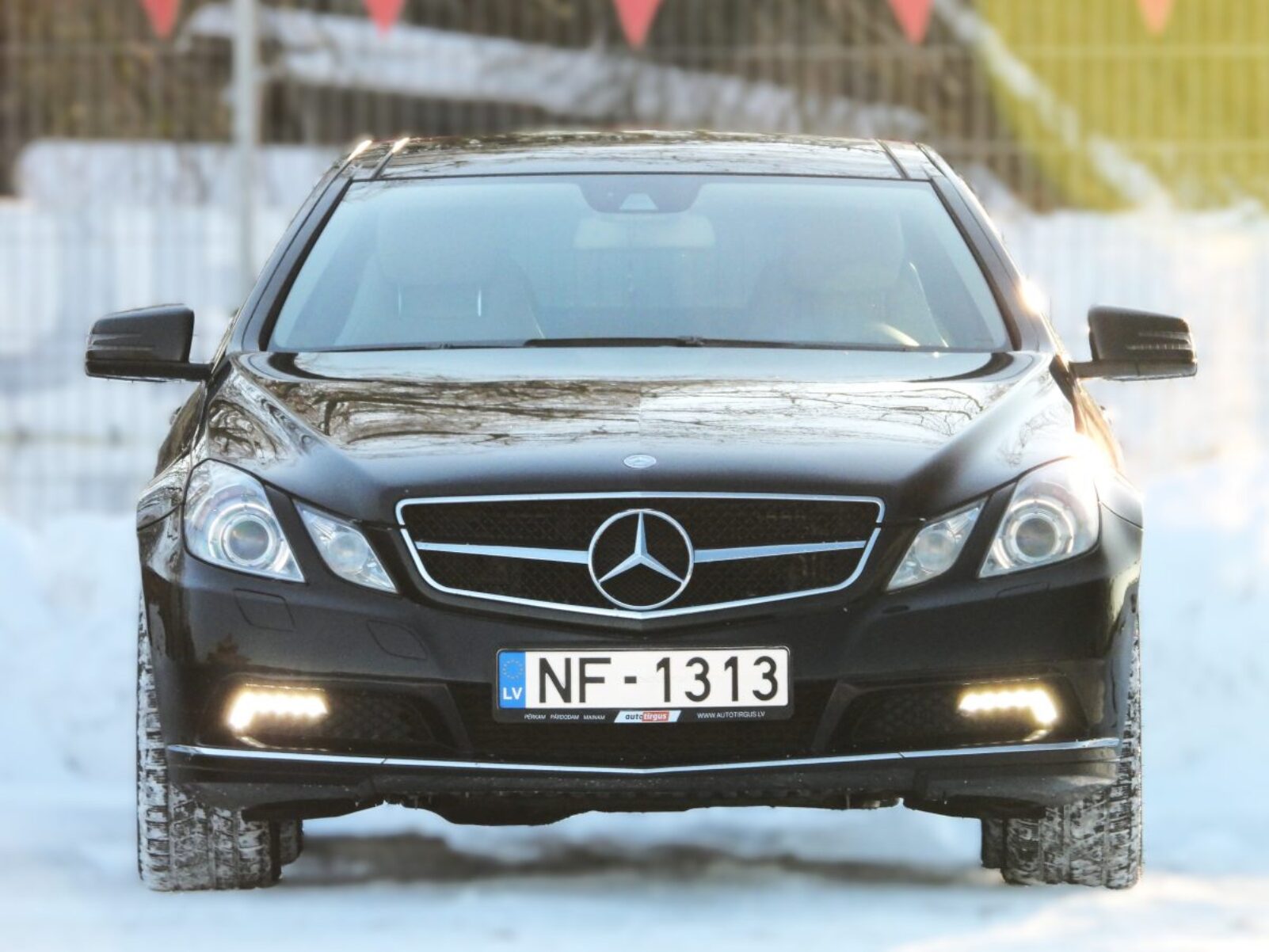 MERCEDES BENZ E350