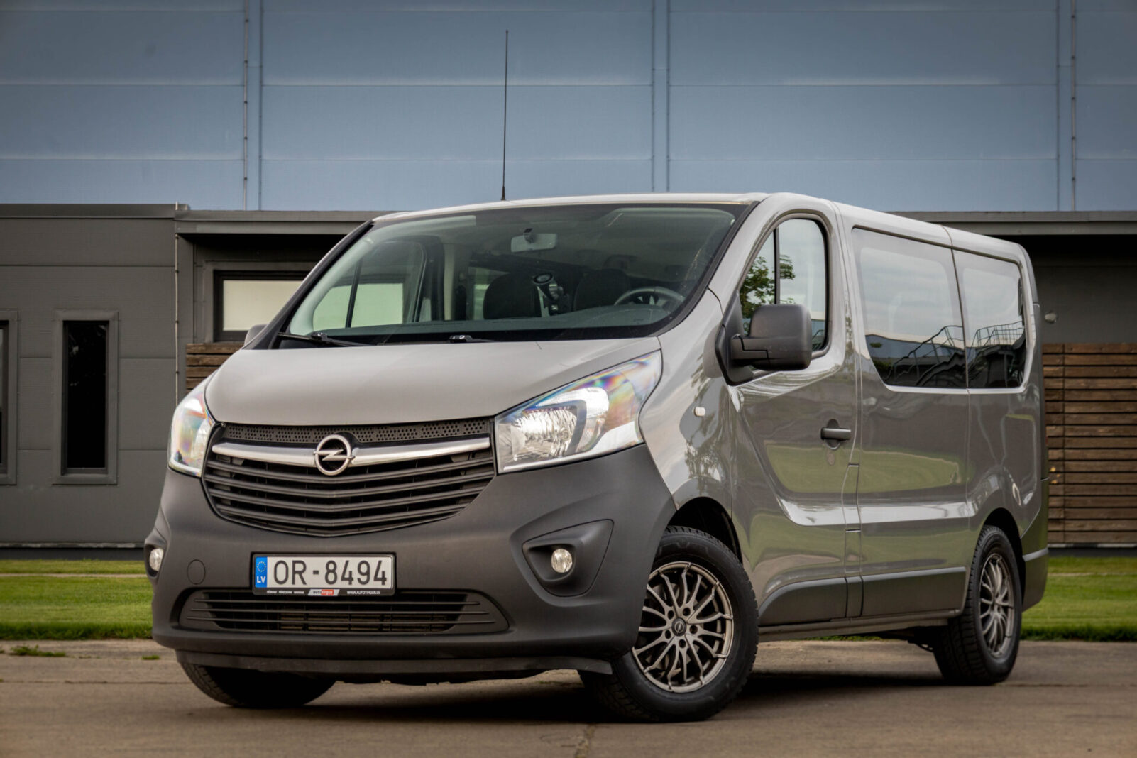 OPEL VIVARO-B