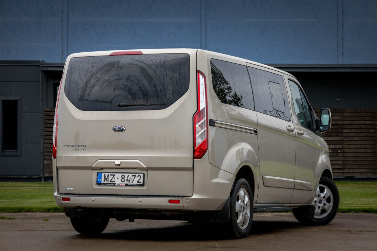 FORD TOURNEO CUSTOM