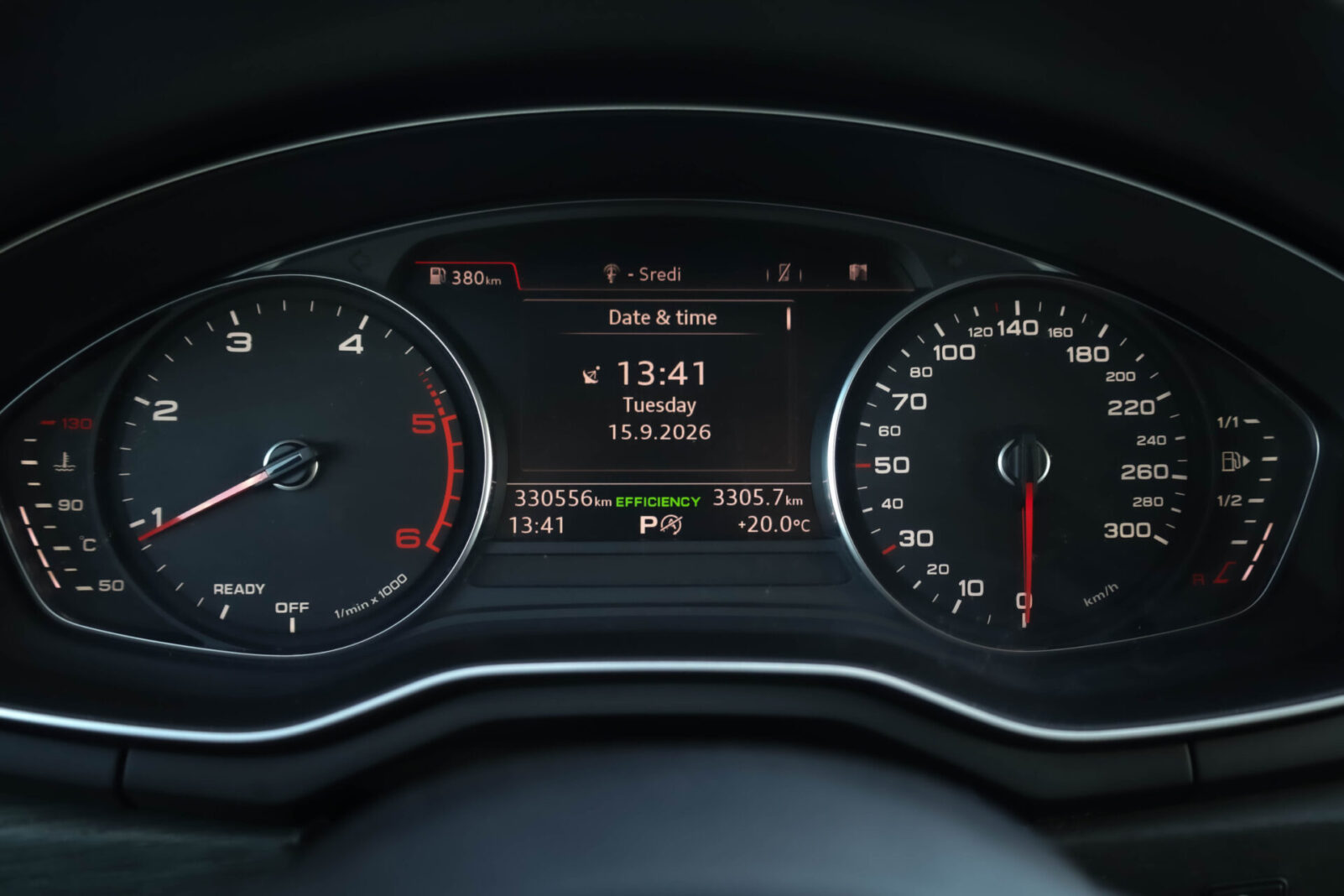 AUDI A4 AVANT
