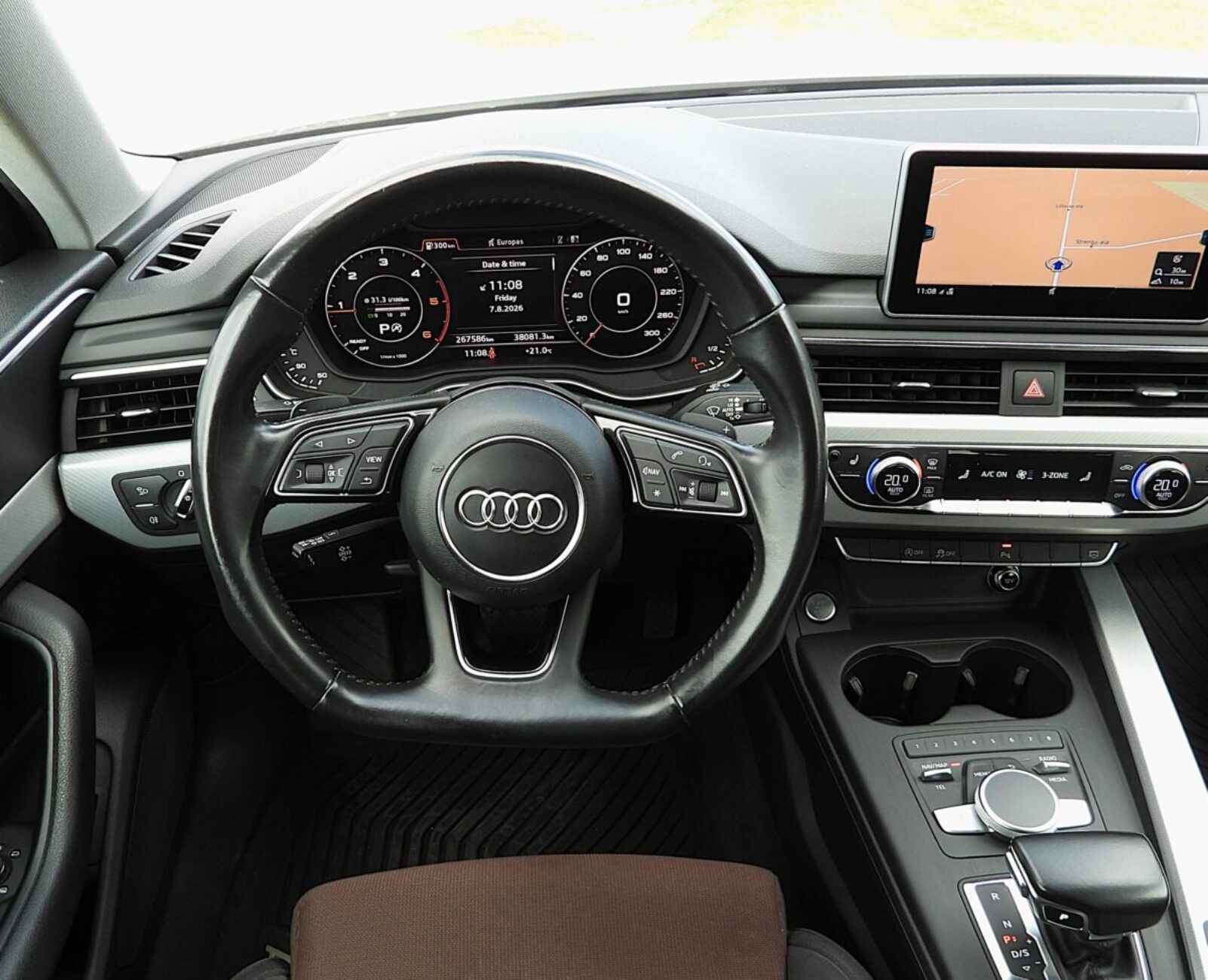 AUDI A4 AVANT