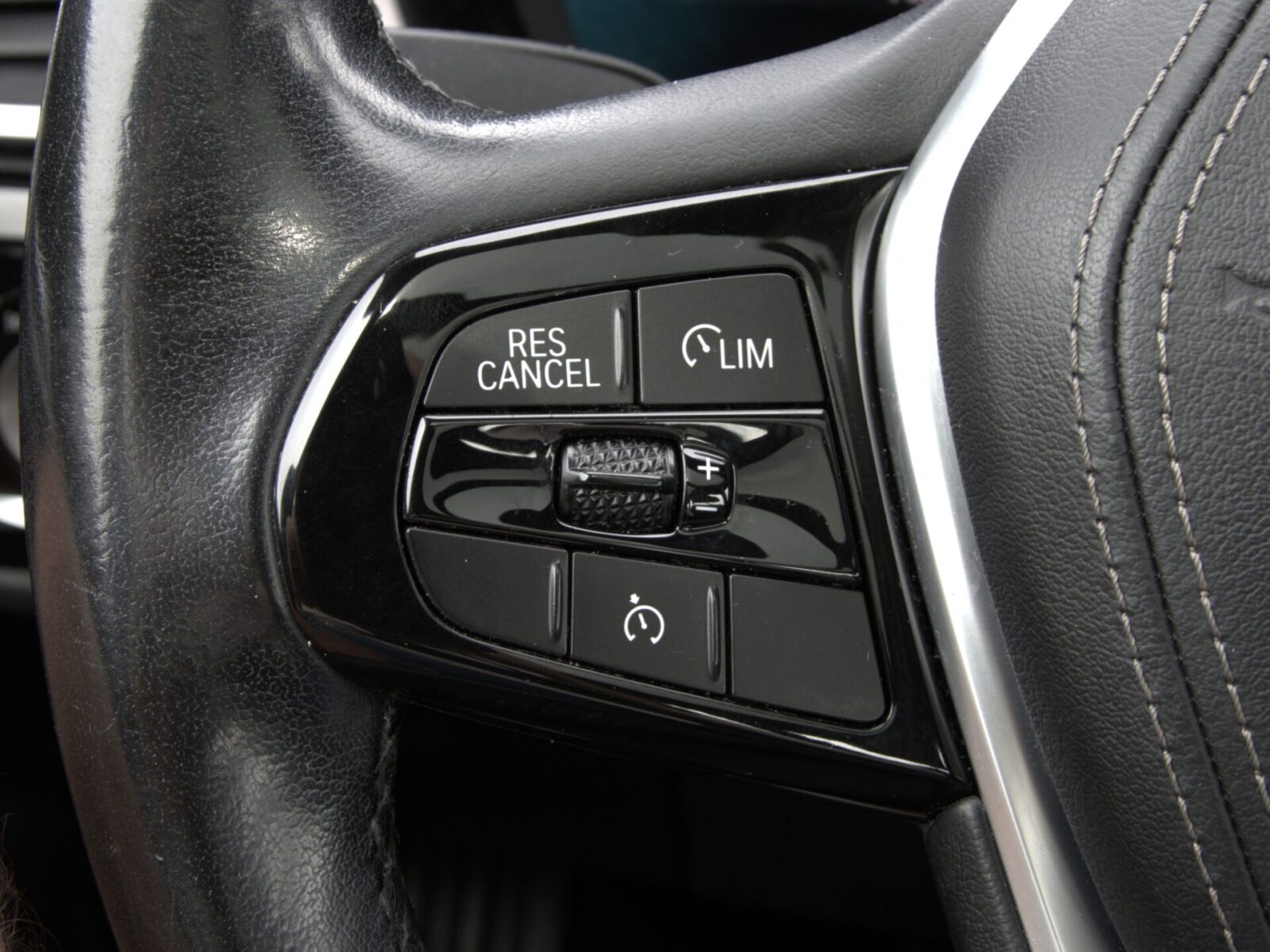 BMW 520I