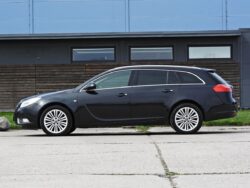 OPEL INSIGNIA SPORTS TOURER