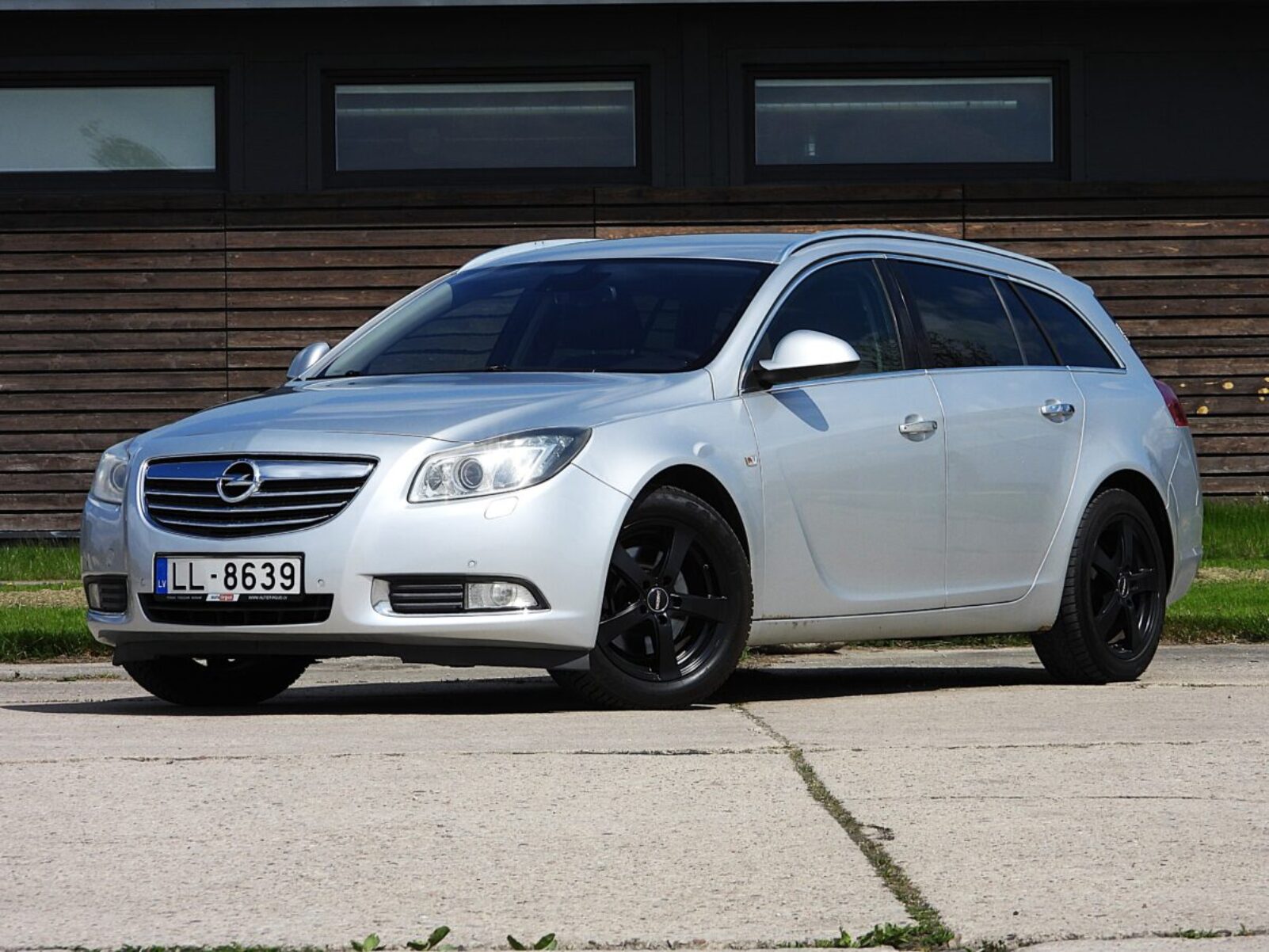 OPEL INSIGNIA