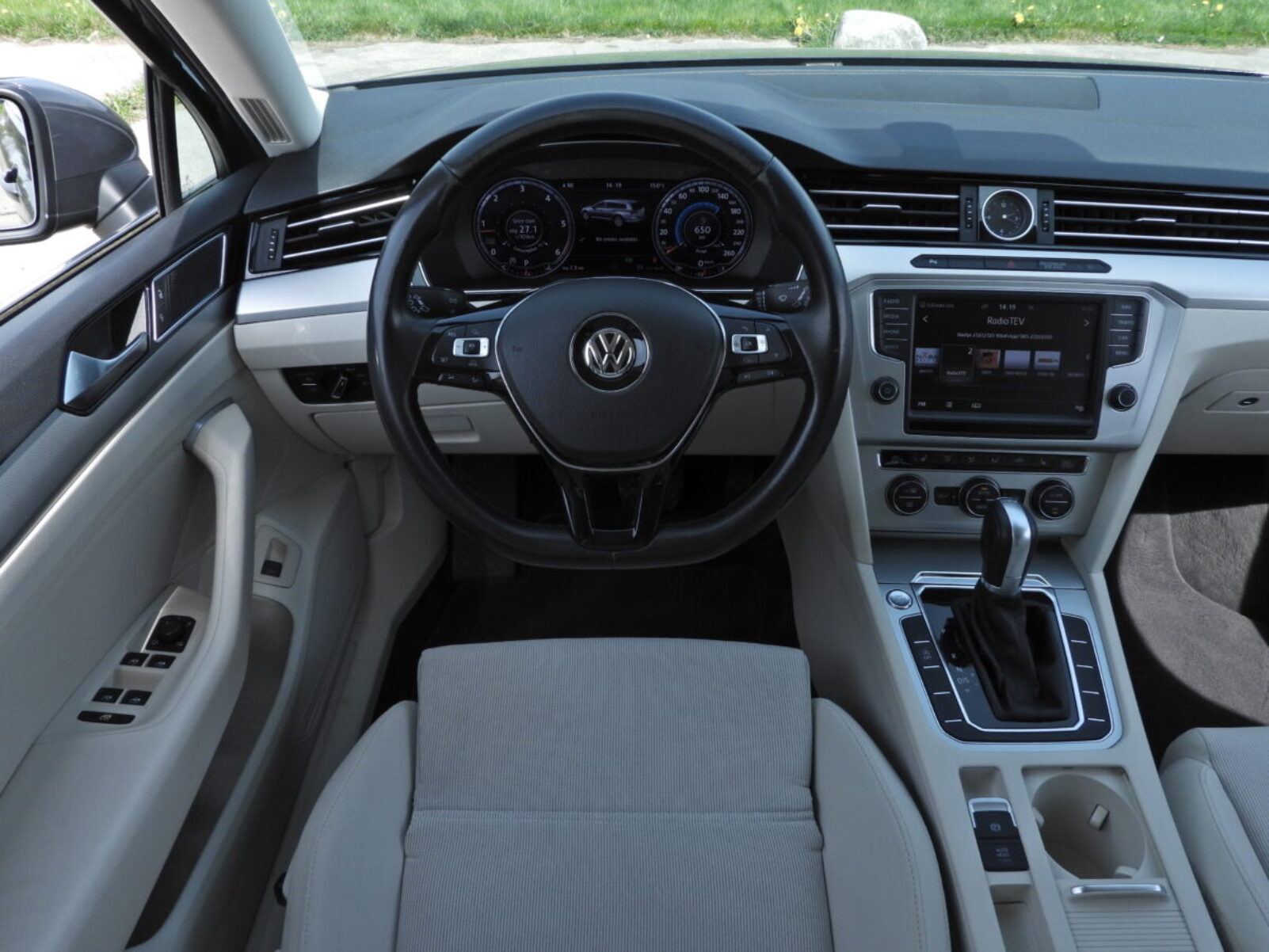 VW PASSAT