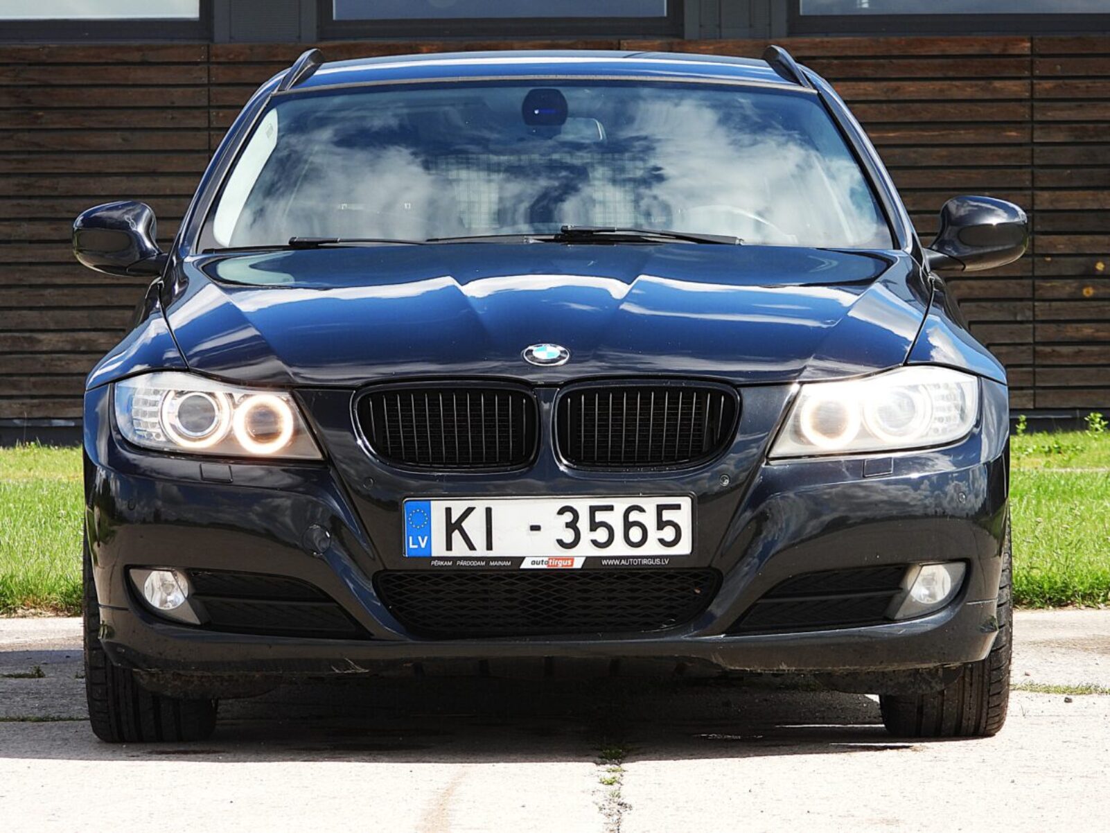 BMW 325