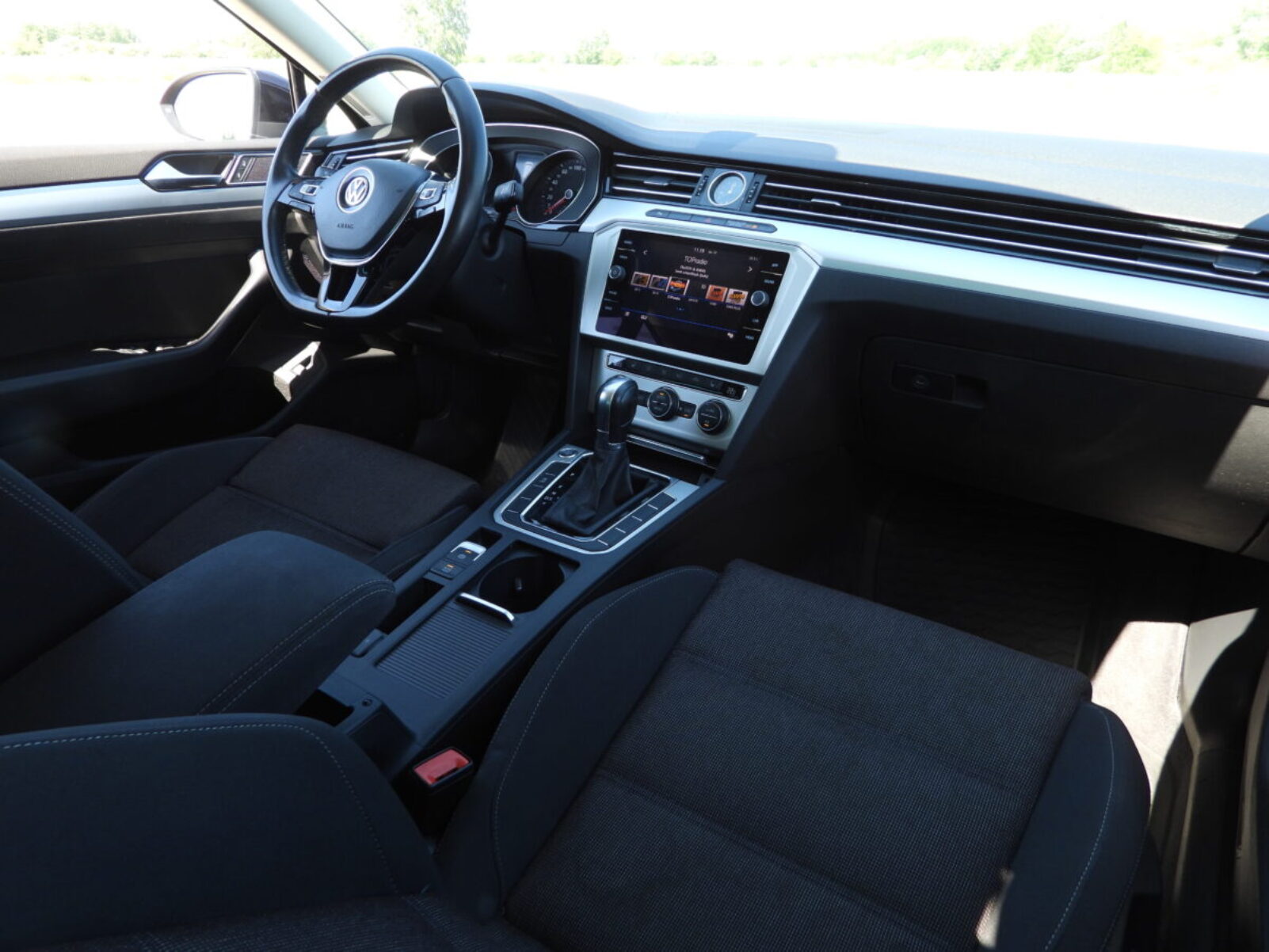 VW PASSAT