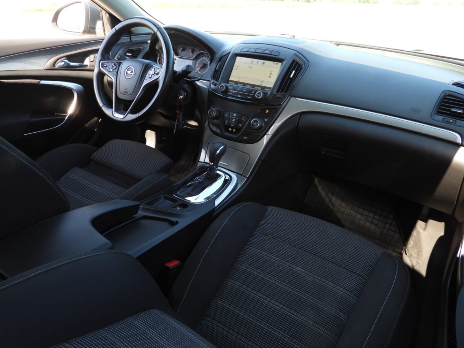 OPEL INSIGNIA