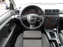 AUDI A4 S-line