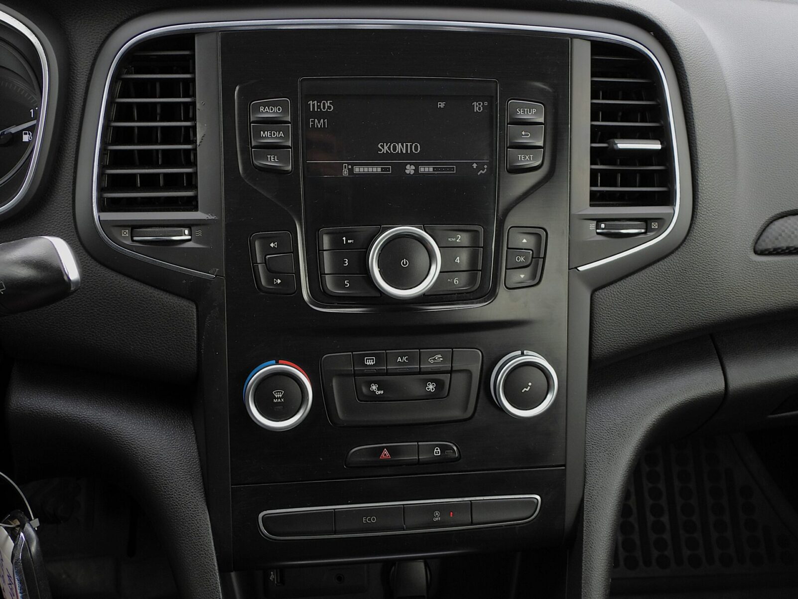 RENAULT MEGANE