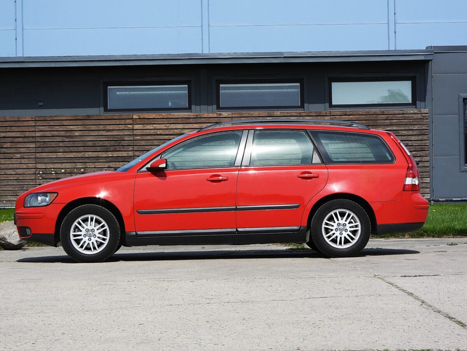 VOLVO V50