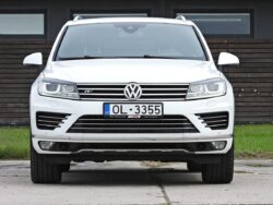 VW TOUAREG R-LINE