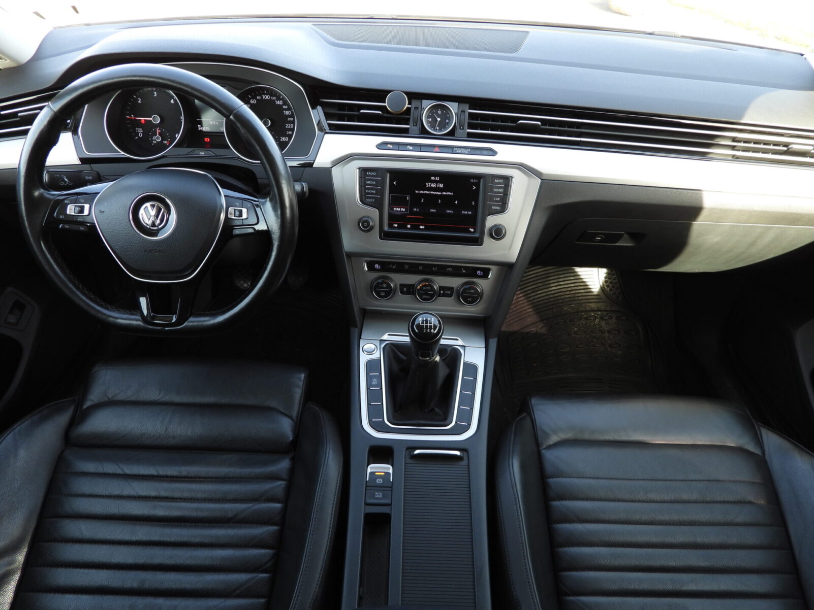 VW PASSAT