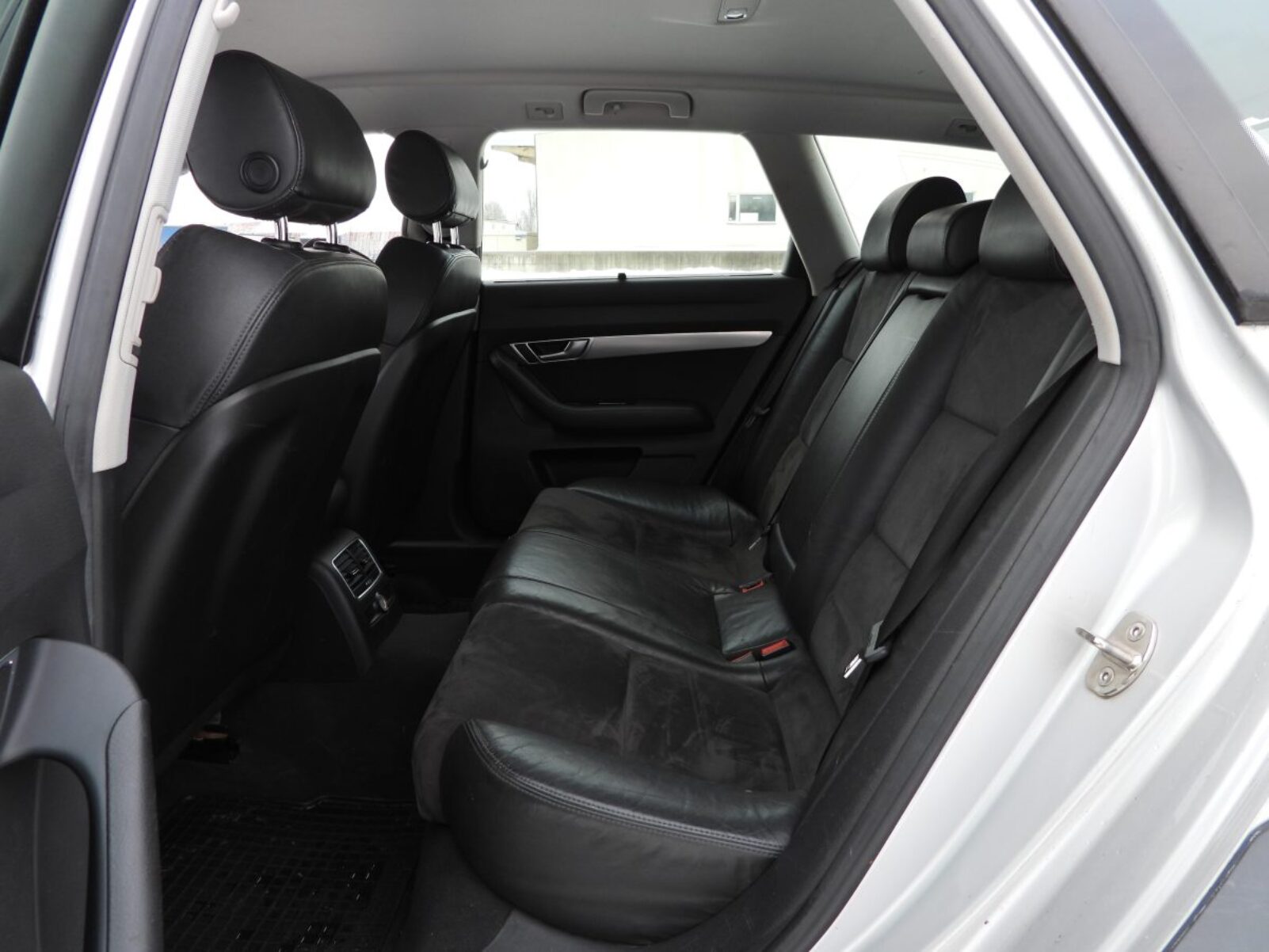 AUDI A6 ALLROAD
