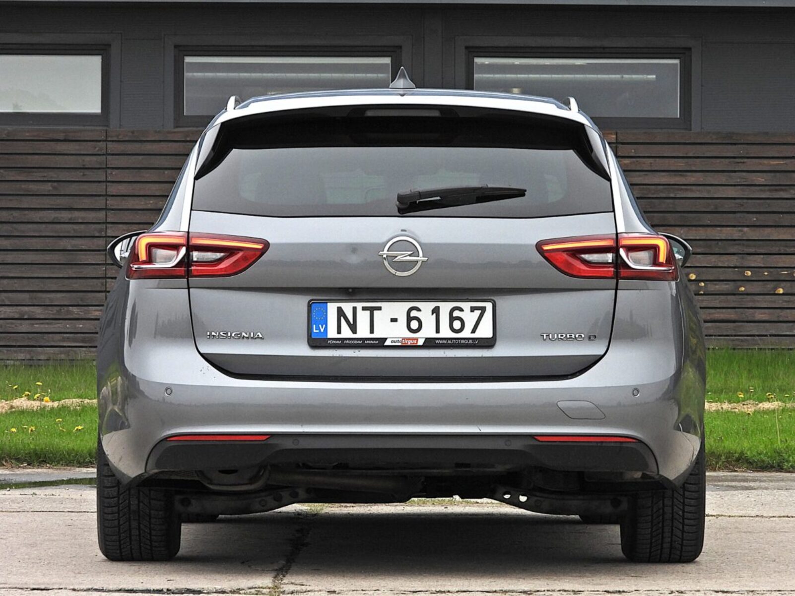 OPEL INSIGNIA SPORTS TOURER