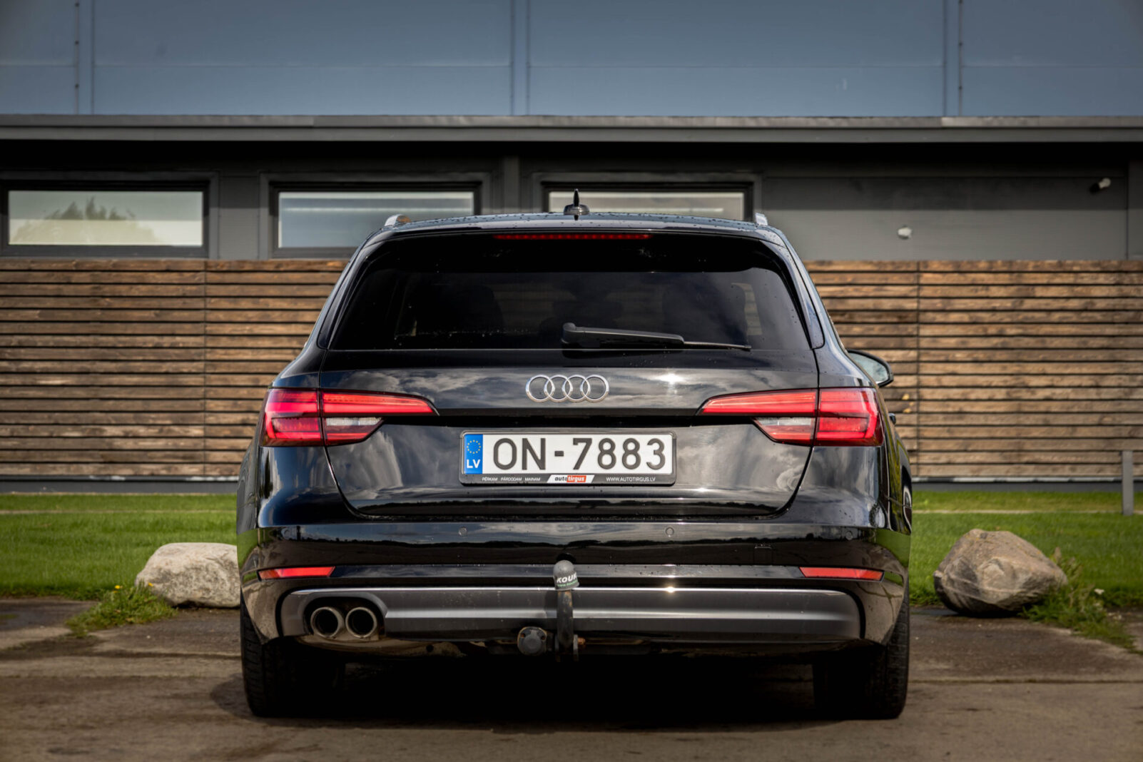 AUDI A4 AVANT