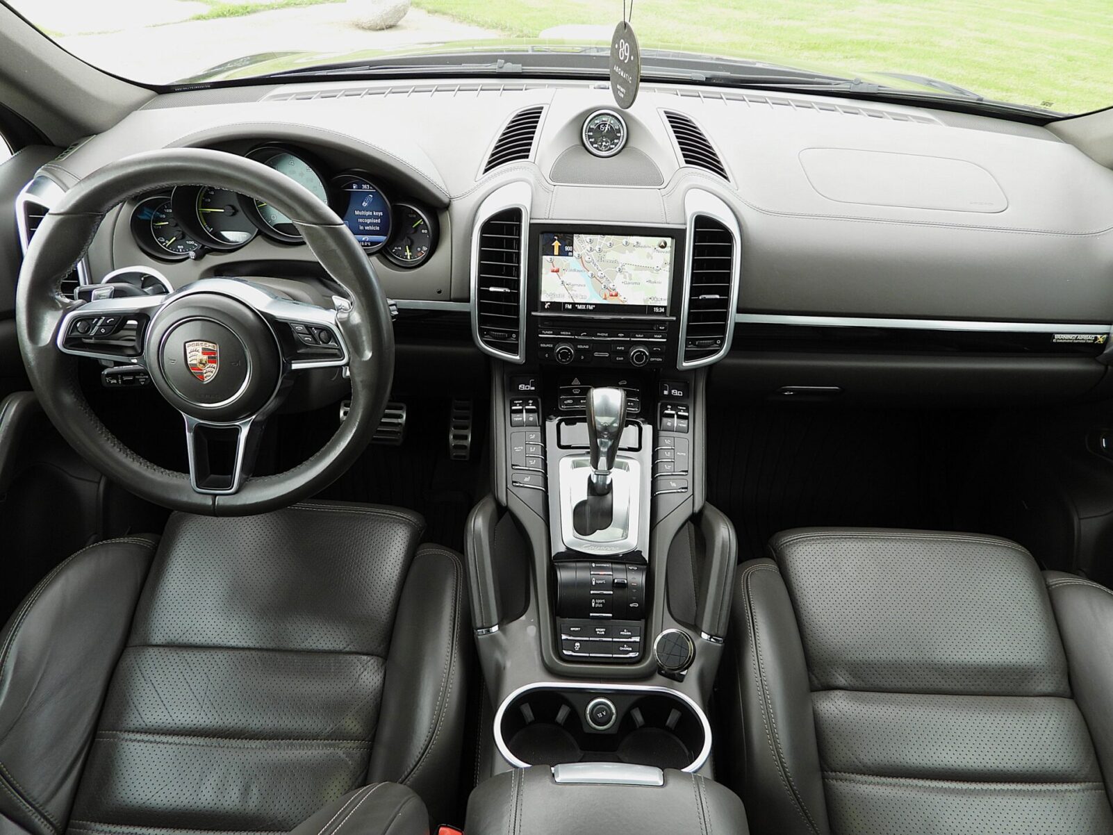 PORSCHE CAYENNE S E-HYBRID