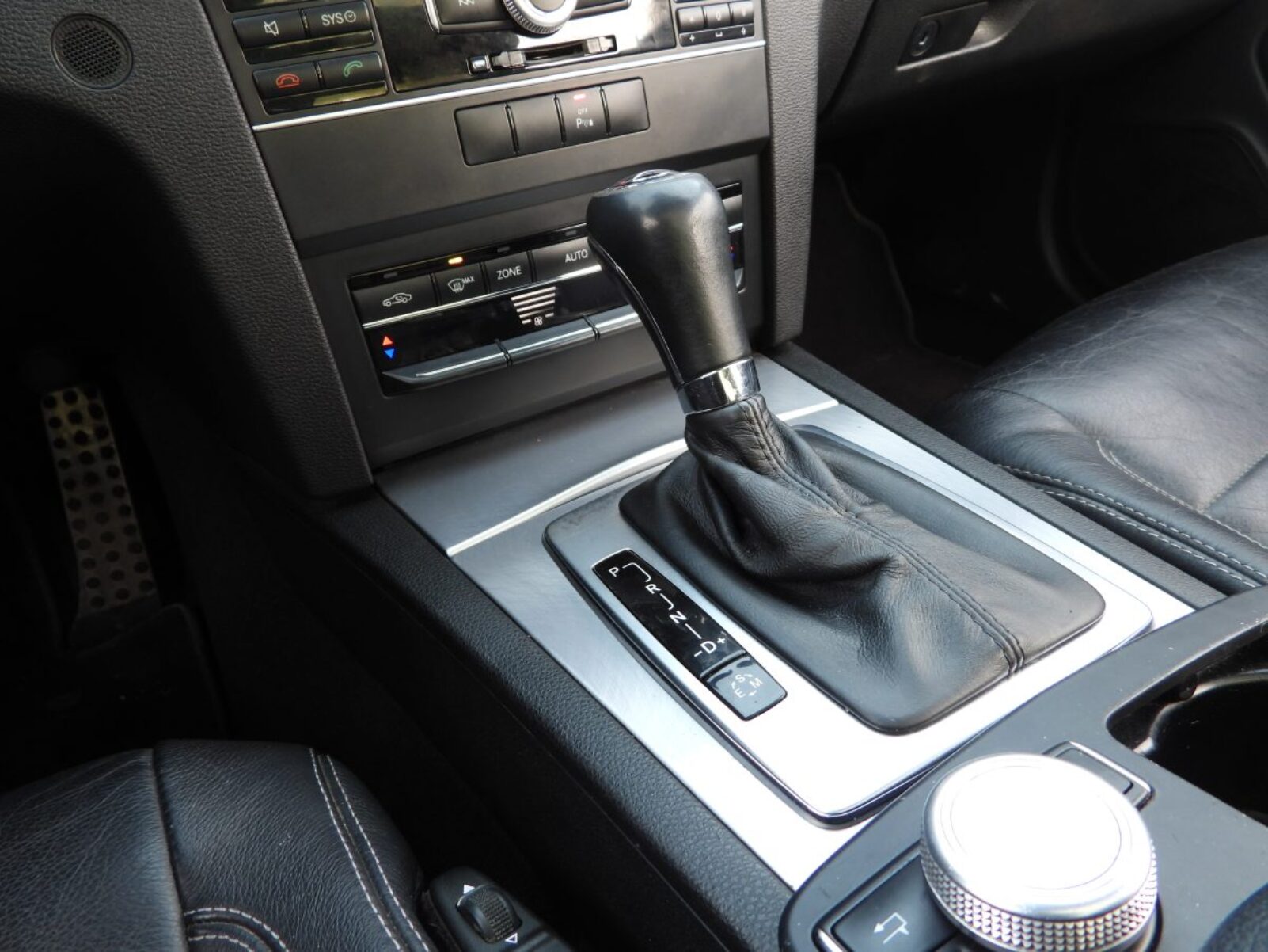 MERCEDES BENZ E350