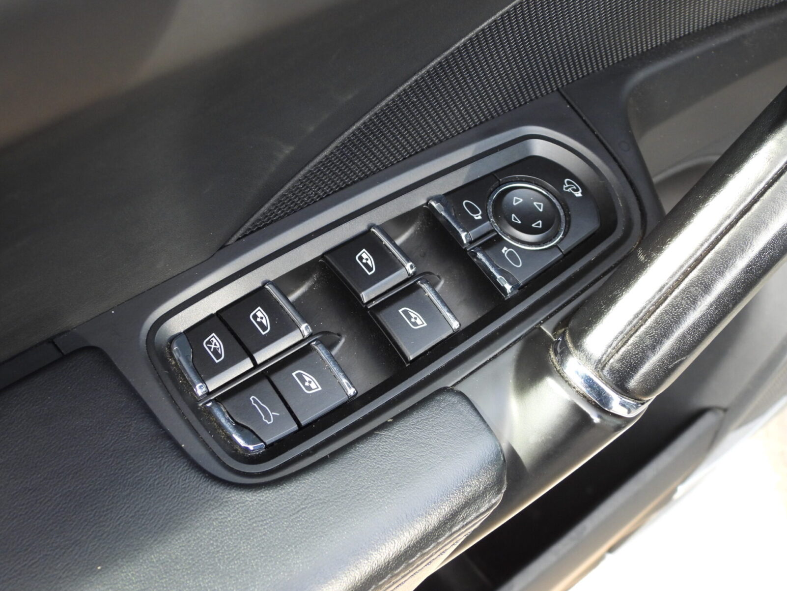 PORSCHE CAYENNE S DIESEL