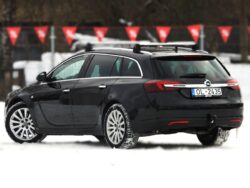 OPEL INSIGNIA