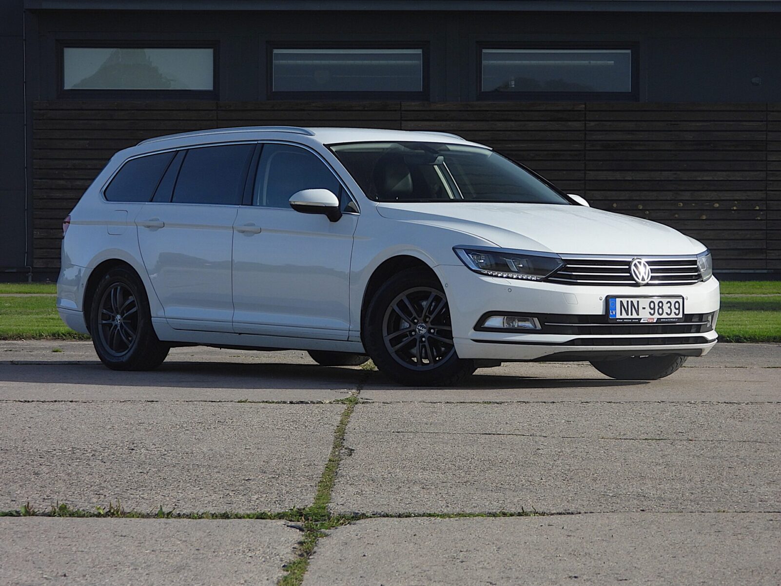 VW PASSAT