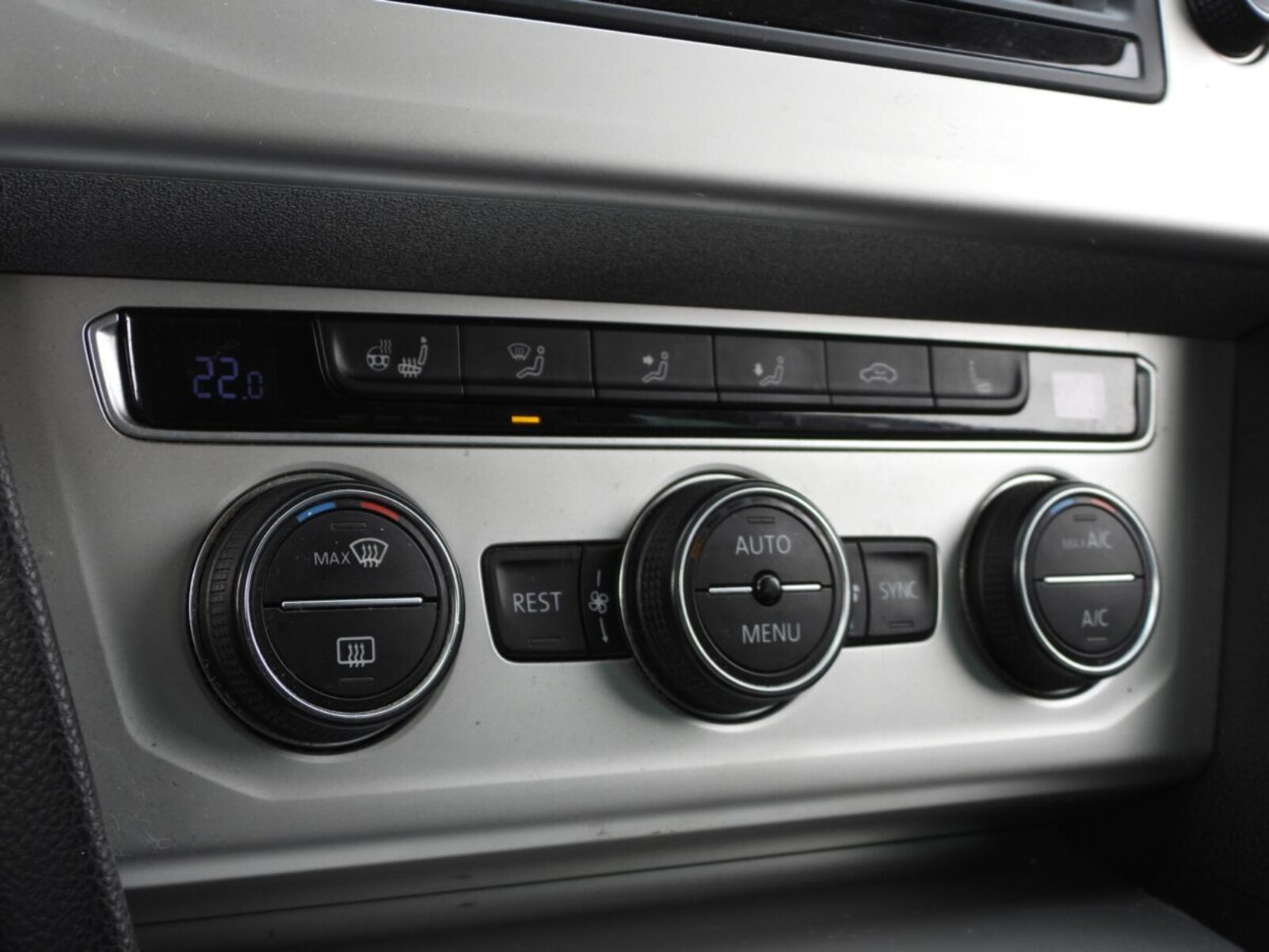 VW PASSAT B8