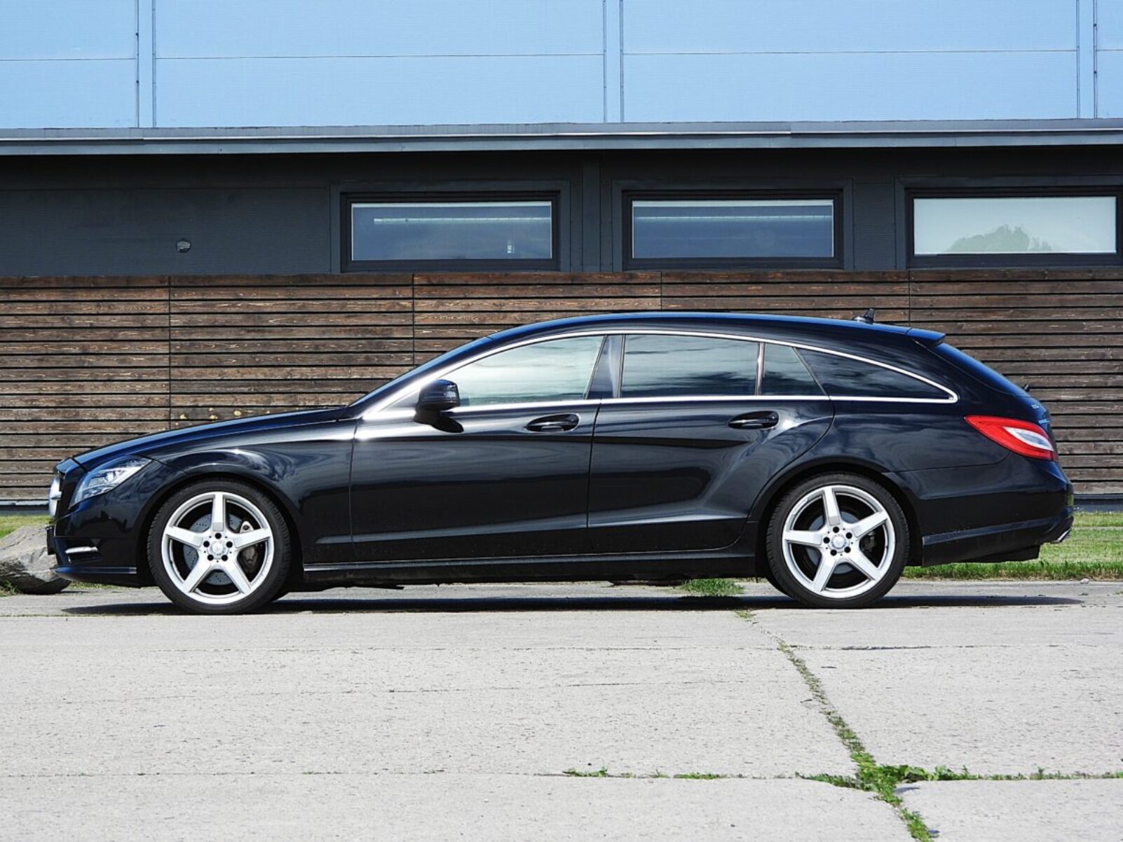 MERCEDES BENZ CLS350 AMG